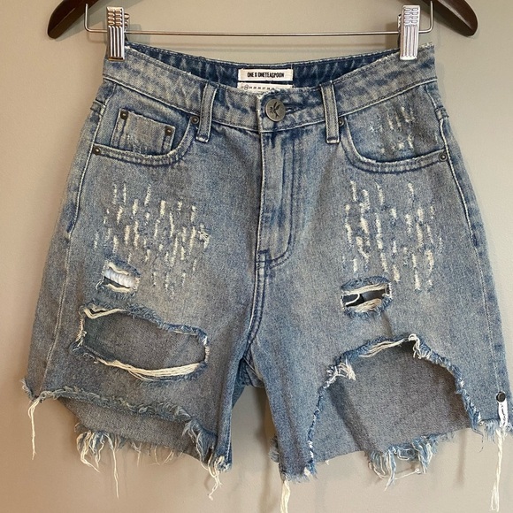 One Teaspoon One X “The Ledgend” Distressed Jean Shorts Size 23 - Picture 3 of 16